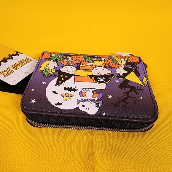 Loungefly Peanuts Halloween Trick-Or-Treat Snoopy Woodstock Soft Tag Zip Wallet - Picture 9 of 12